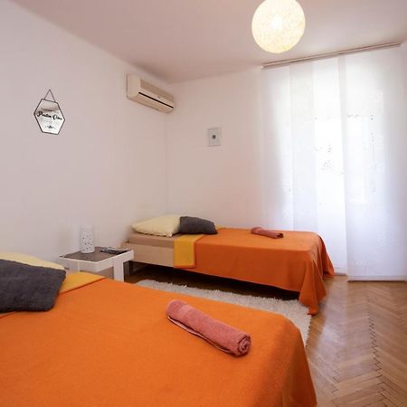 Cozy Room With Own Bathroom In The Old Town Split Exterior photo